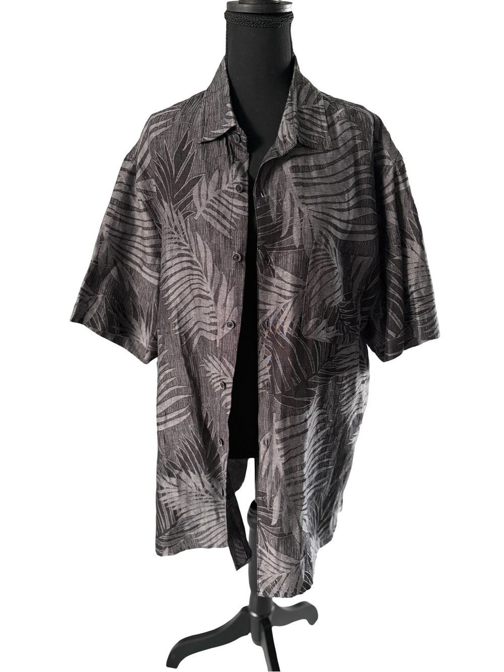 Tasso Elba Men's Short-Sleeve Button-Down Shirt in Charcoal Leaf Print